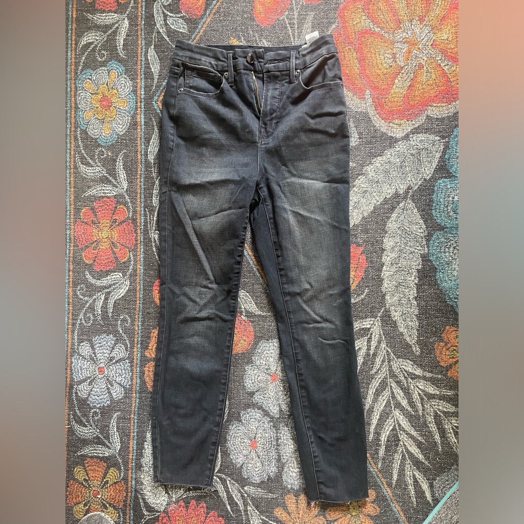 Good American Good Leg Jean